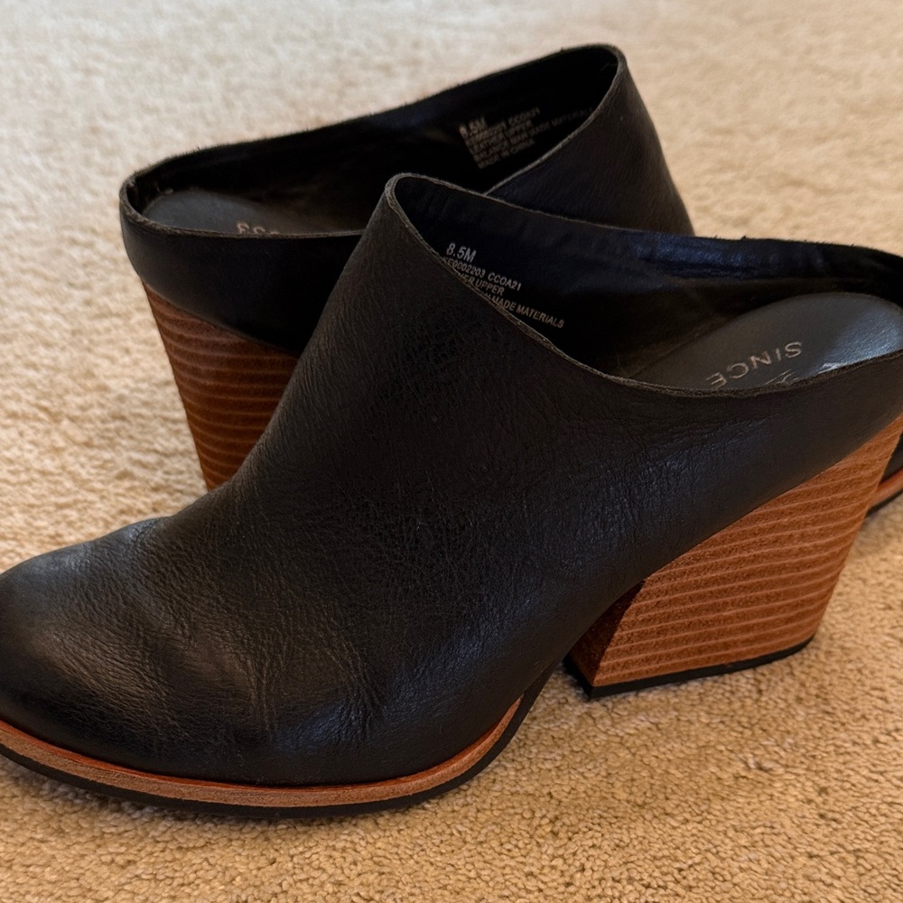 Kork-Ease Black Mules, Size 8.5
